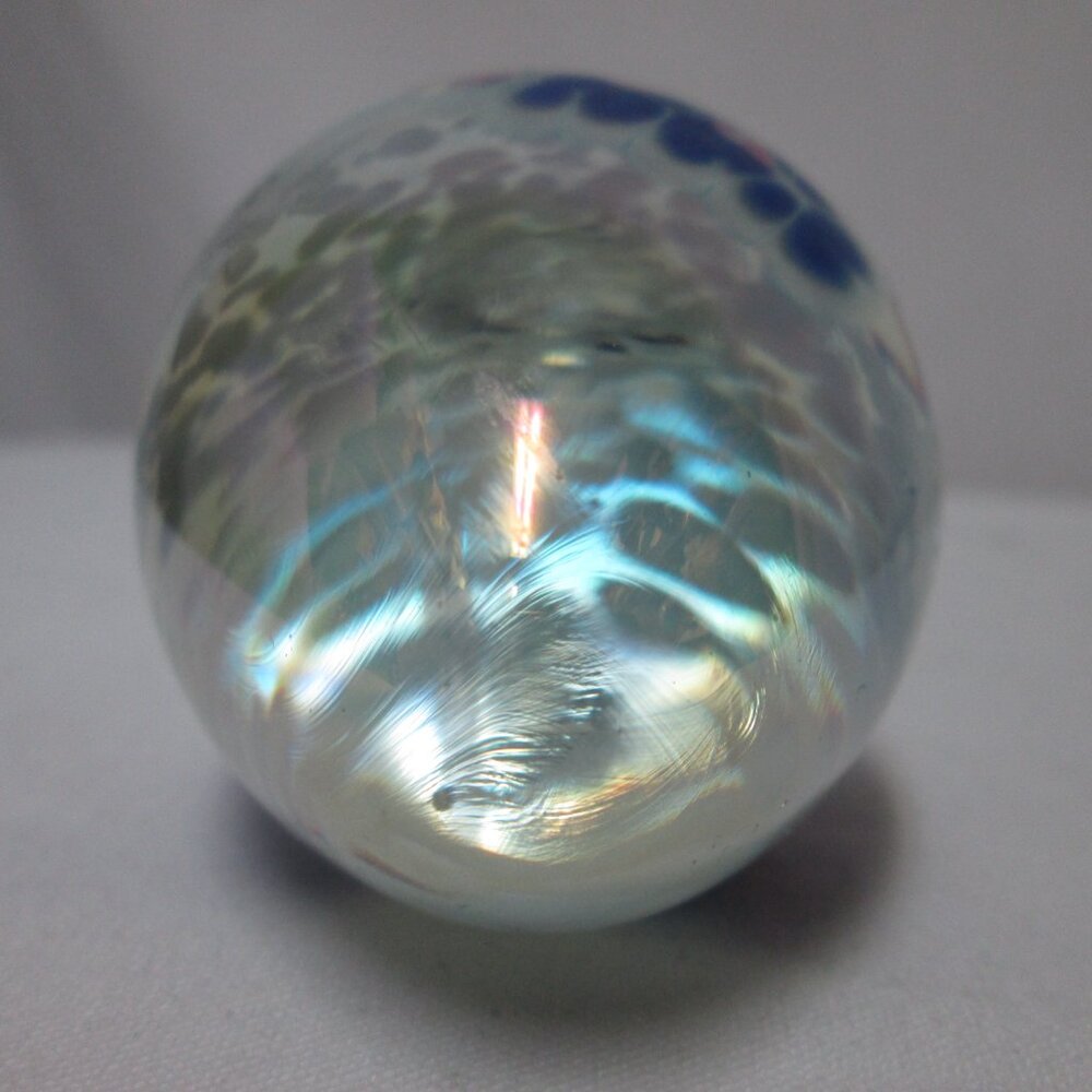 Vines Vintage Paperweight figurine Art Glass egg blue pink white 3" tall - Picture 8 of 8